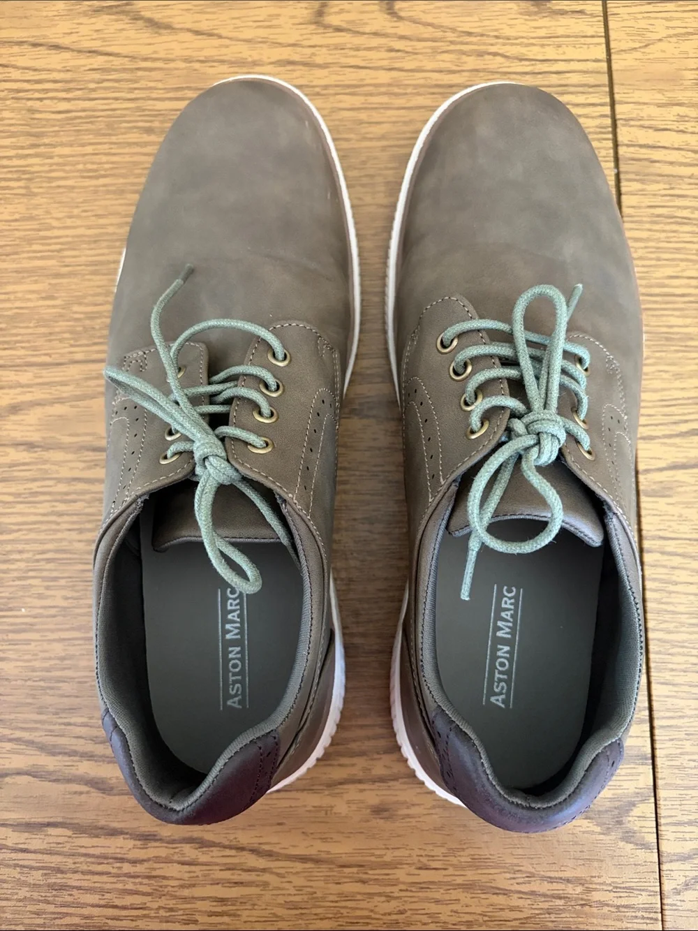 Men's Taupe Casual Sneakers